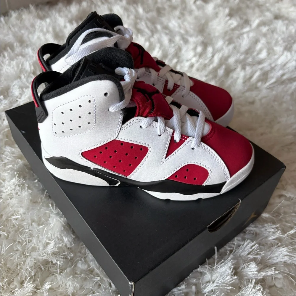 Jordan 6 Retro (PS) Kids White and Carmine-Black Sneakers - Picture 3 of 8